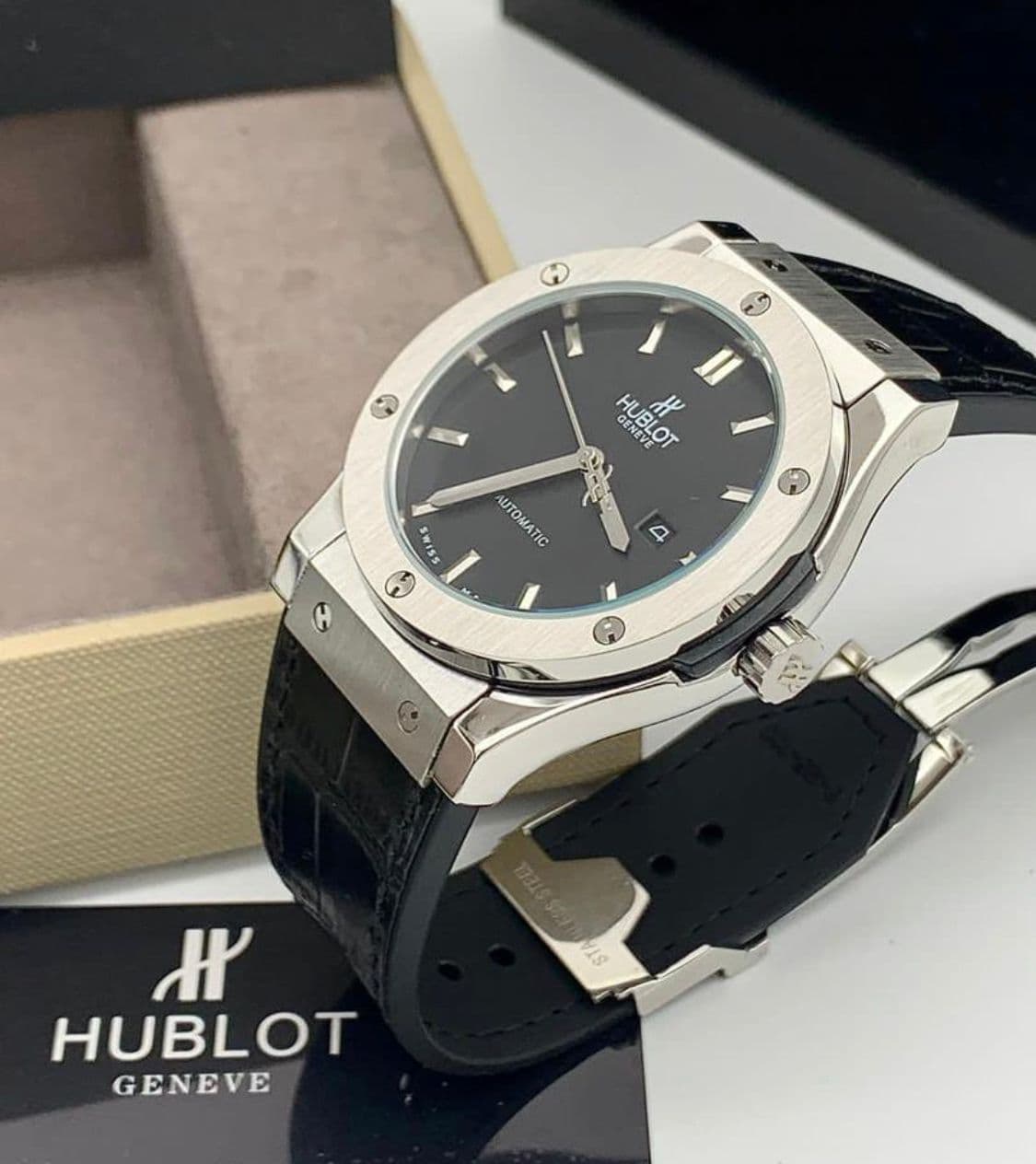 Classic Hublot Genève Wristwatch